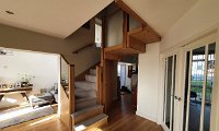 OAK AND GLASS STAIRCASE
